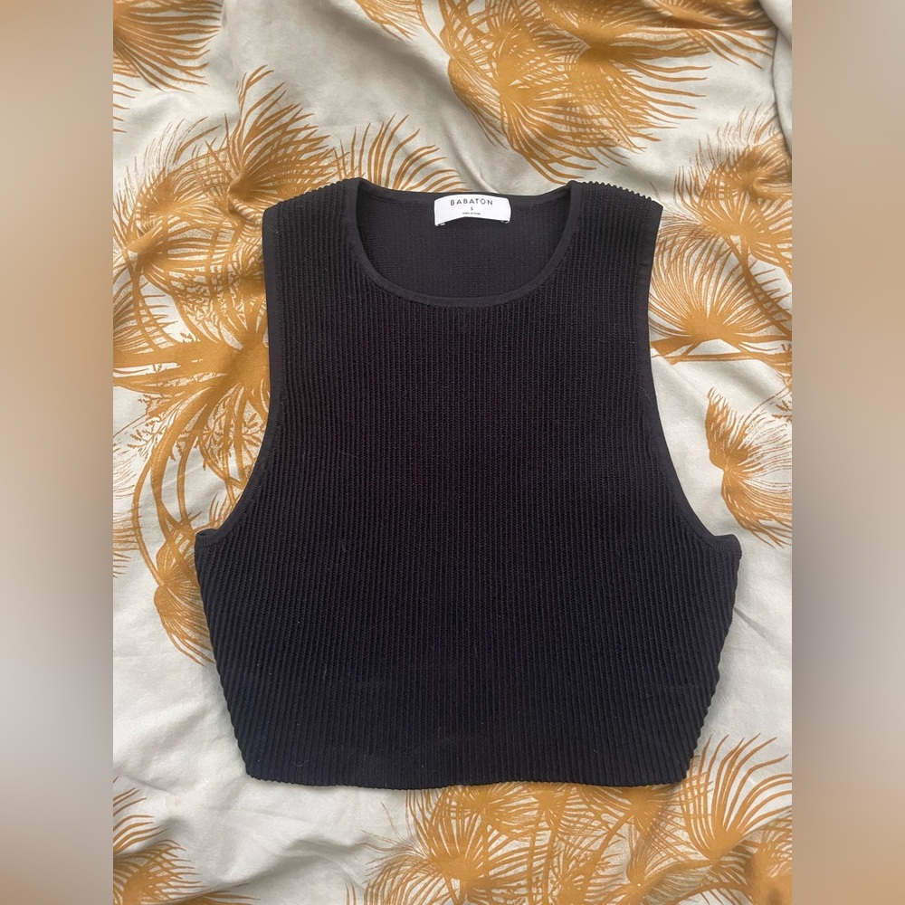 Babaton sculpt knit racer cropped tank S